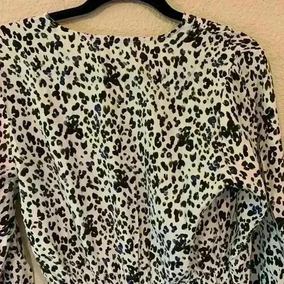 Dex, Leopard print mini dress, size small - Picture 7 of 8